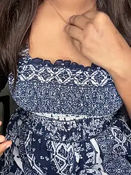 Vidhii004 online show from 07.27.26