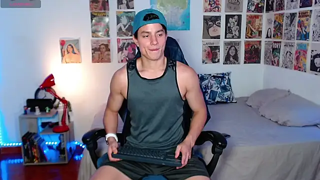 Snapshot of christophermillerxxx chatting on 07.18.26 christophermillerxxx online show from 07.18.26
