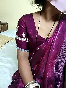 Indiansexycouple1 online show from 07.25.26
