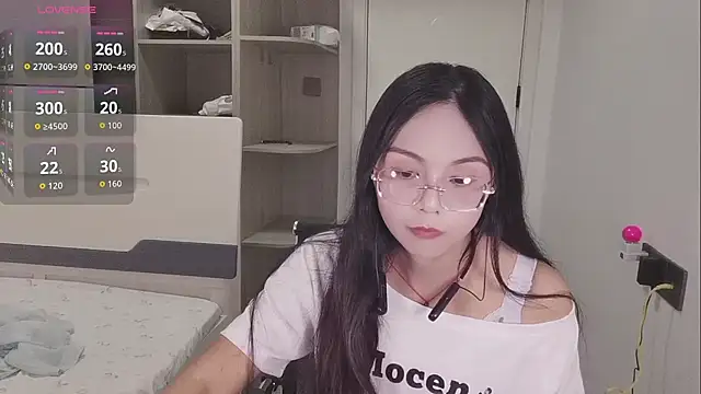 yishan-22 online show from 07.20.26