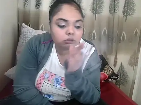 Snapshot of Indian_Celine00 chatting on 07.25.26 Indian Celine00 online show from 07.25.26
