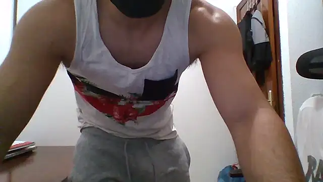 Snapshot of AlexTheFox chatting on 07.16.26 AlexTheFox online show from 07.16.26