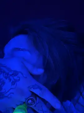 UrHellBri-L online show from 07.26.26