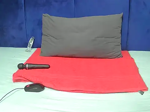 Serafyynxo online show from 07.26.26