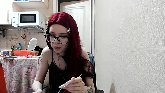 Honey Mollyy online show from 07.18.26