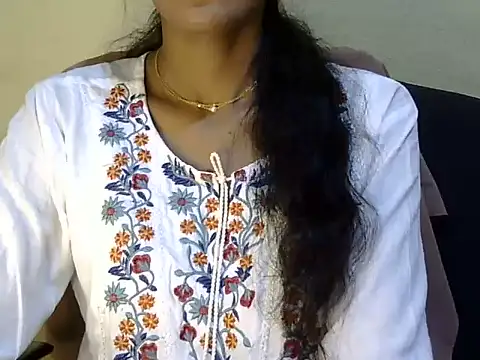 Snapshot of Hayat_K chatting on 07.22.26 Hayat K online show from 07.22.26