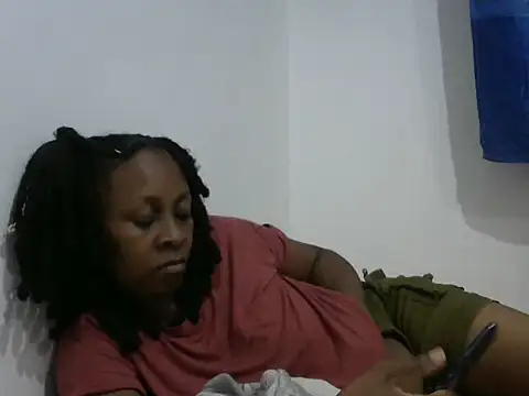 Snapshot of yolanda2 chatting on 07.22.26 yolanda2 online show from 07.22.26