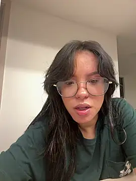 Snapshot of rose_allure1 chatting on 07.19.26 rose allure1 online show from 07.19.26