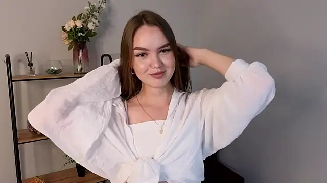 Snapshot of Nicole_Keller chatting on 07.25.26 Nicole Keller online show from 07.25.26