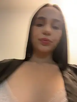 Snapshot of LilieSnow chatting on 07.16.26 LilieSnow online show from 07.16.26