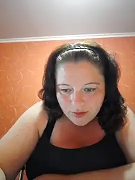 Snapshot of Moonshade30 chatting on 07.20.26 Moonshade30 online show from 07.20.26