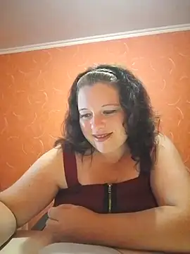 Snapshot of Moonshade30 chatting on 07.22.26 Moonshade30 online show from 07.22.26