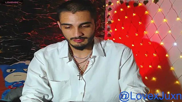 LovexJuxn77 online show from 07.17.26