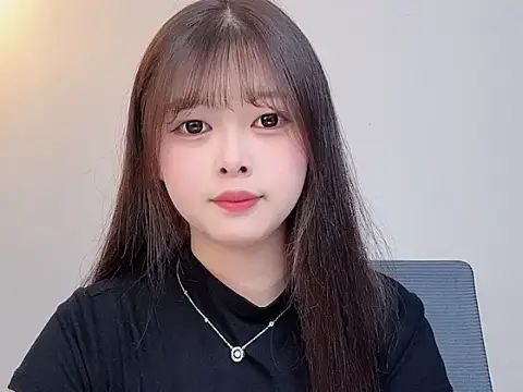 Winnie005 online show from 07.17.26