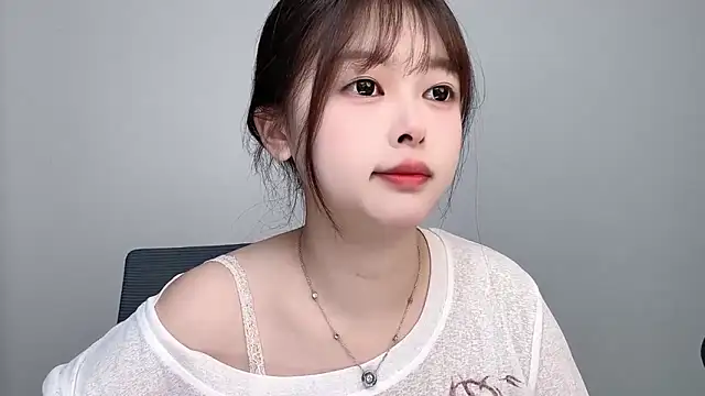 Winnie005 online show from 07.27.26