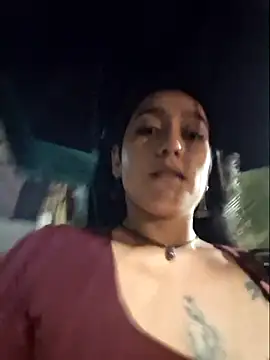 Snapshot of Evelyn_outdoors chatting on 07.24.26 Evelyn outdoors online show from 07.24.26