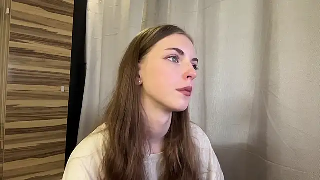 Clara kitty online show from 07.25.26