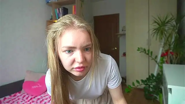 Emilyemmi online show from 07.18.26