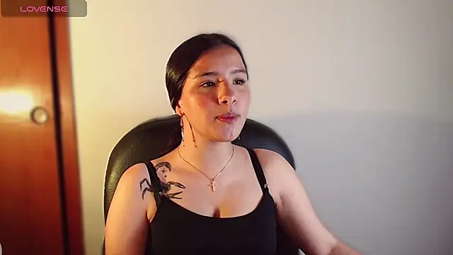  im Liaa online show from 07.24.26