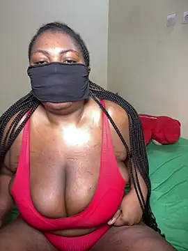 Suzzylove26 online show from 07.25.26