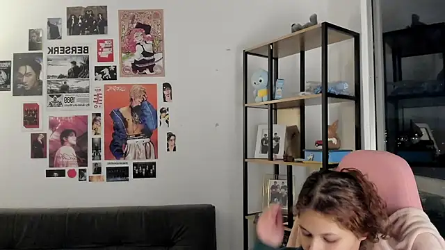 IamNikki online show from 07.26.26