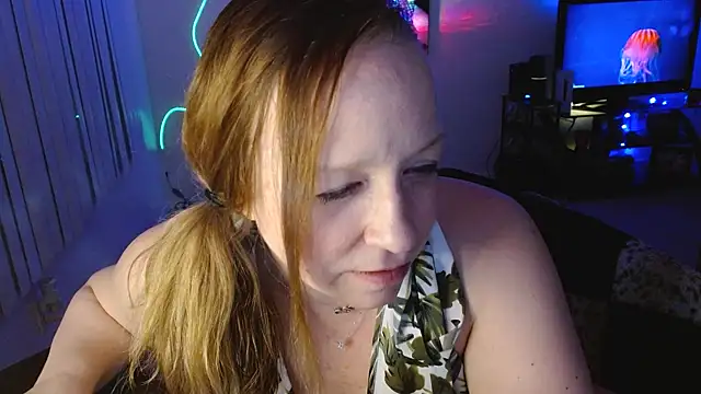 Snapshot of XxMs_StarzxX chatting on 02.06.26 XxMs StarzxX online show from 02.06.26