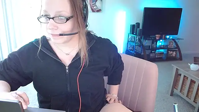 Snapshot of XxMs_StarzxX chatting on 02.09.26 XxMs StarzxX online show from 02.09.26