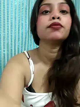 HYE-JANVI online show from 07.16.26