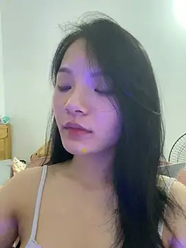 Snapshot of Girl-wet chatting on 07.27.26 Girl-wet online show from 07.27.26