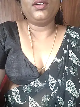 Snapshot of Tamil_hot_Shalini chatting on 07.19.26 Tamil hot Shalini online show from 07.19.26