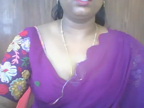 Snapshot of Tamil_hot_Shalini chatting on 07.23.26 Tamil hot Shalini online show from 07.23.26