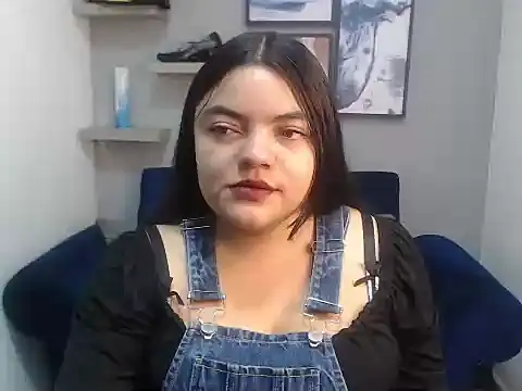 Snapshot of euphoriabigass chatting on 07.24.26 euphoriabigass online show from 07.24.26