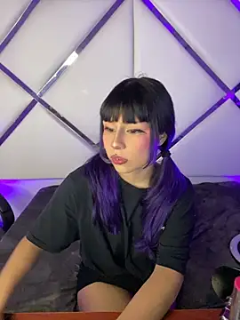 Ami L online show from 07.20.26