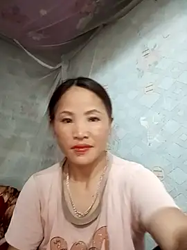 Mie-Miee online show from 07.17.26
