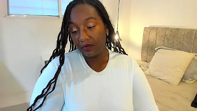 Snapshot of Kendra_Taylor_ chatting on 07.28.26 Kendra Taylor online show from 07.28.26