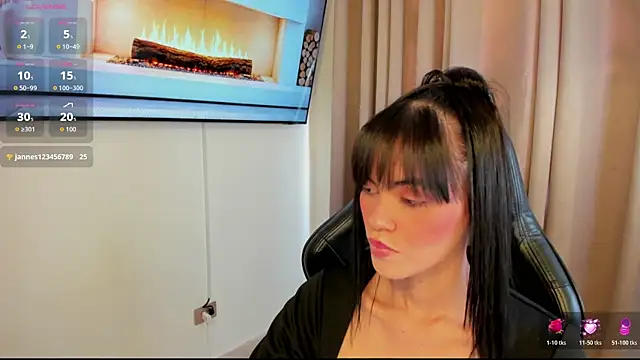 Snapshot of Sofi_milks chatting on 07.26.26 Sofi milks online show from 07.26.26
