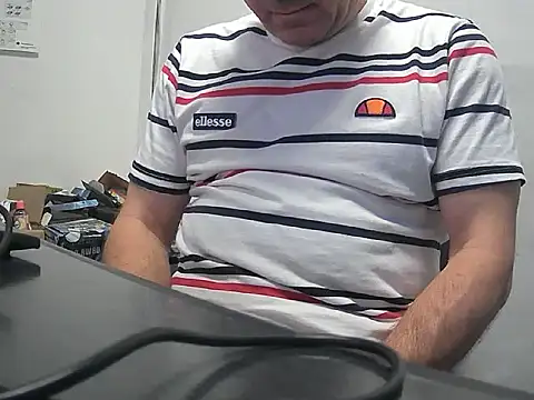 Snapshot of gabriel9_ chatting on 05.25.26 gabriel9 online show from 05.25.26