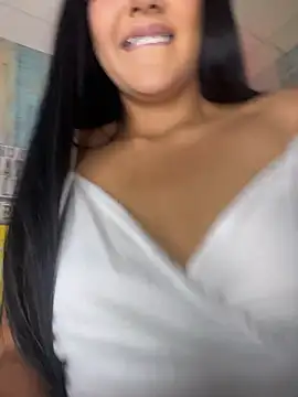 Snapshot of HeyScarletXXX chatting on 07.20.26 HeyScarletXXX online show from 07.20.26