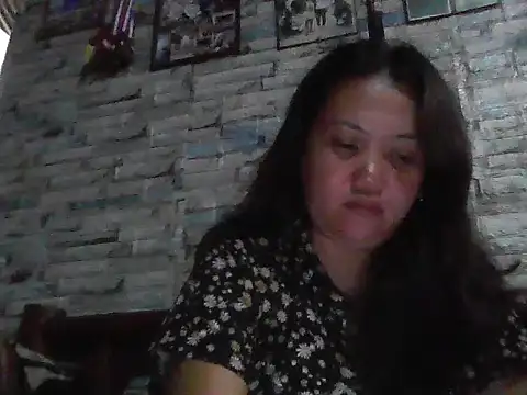 Snapshot of Lunasky05 chatting on 07.23.26 Lunasky05 online show from 07.23.26