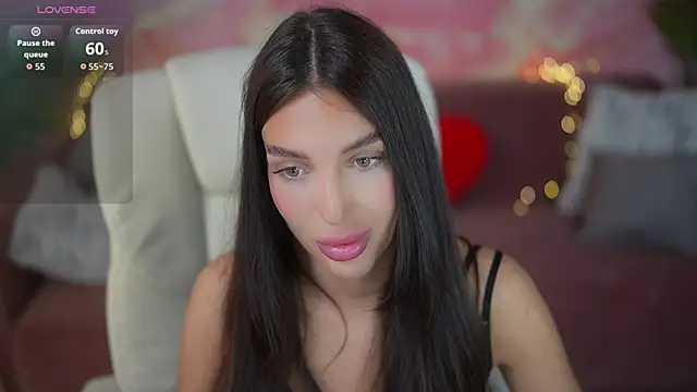JasminBee online show from 07.23.26