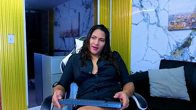 Valentina Lopez pm online show from 07.26.26