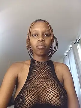 Snapshot of prettyMummie chatting on 07.25.26 prettyMummie online show from 07.25.26