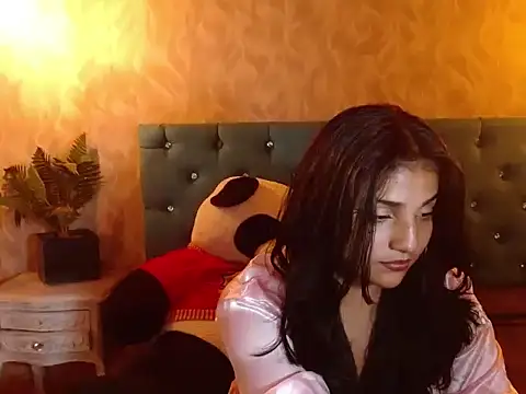 Snapshot of AliceGreyX chatting on 07.31.26 AliceGreyX online show from 07.31.26
