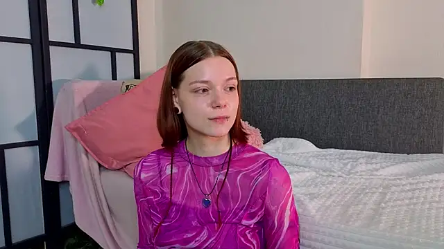 YaelHoughtling online show from 07.28.26