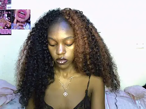 Snapshot of baddiecarrara chatting on 07.22.26 baddiecarrara online show from 07.22.26