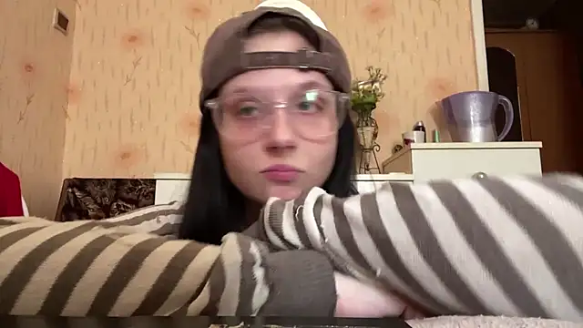Snapshot of HeatherMiley chatting on 07.25.26 HeatherMiley online show from 07.25.26
