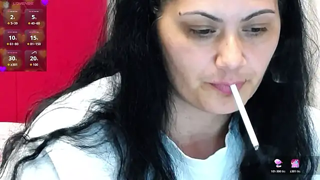 Snapshot of TanyaVivas chatting on 07.22.26 TanyaVivas online show from 07.22.26