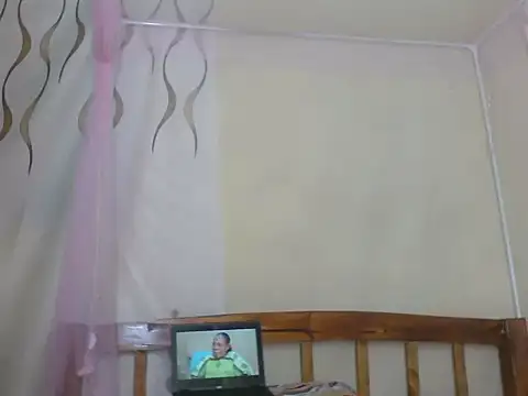 Snapshot of Pinky_pussy28 chatting on 07.31.26 Pinky pussy28 online show from 07.31.26