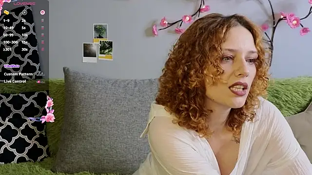 Snapshot of GingerBeauti chatting on 07.29.26 GingerBeauti online show from 07.29.26