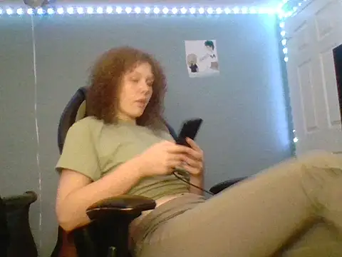 Snapshot of MaddieBoo1 chatting on 07.28.26 MaddieBoo1 online show from 07.28.26